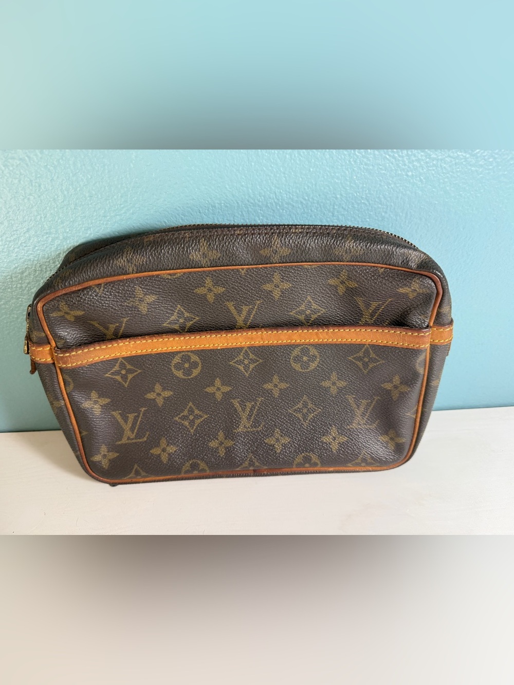 Authentic Louis Vuitton Compiegne 23 Pouch w/COA